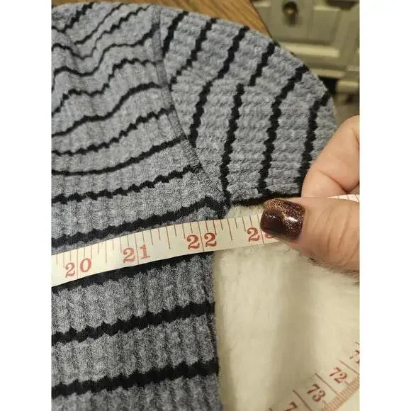 "We The Free" Casual Striped Distressed Edge Peplum Top #183 - Picture 7 of 8